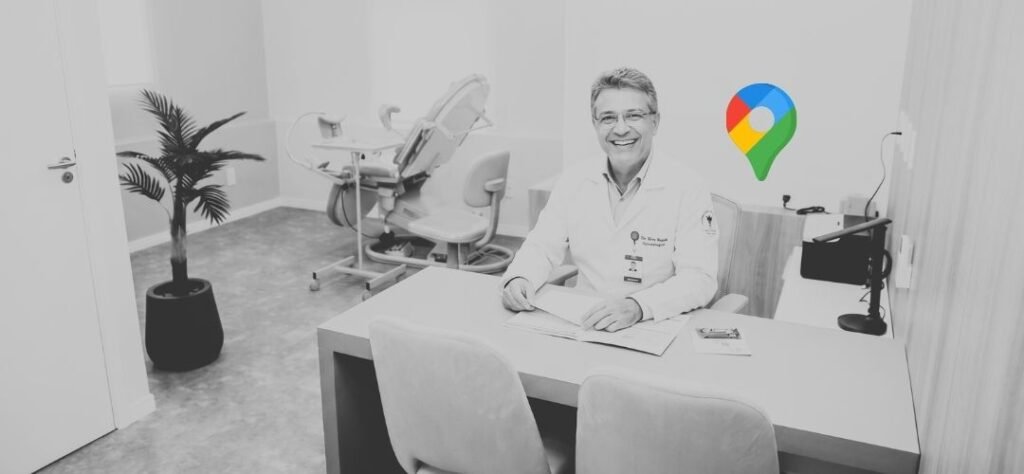 Médico sorrindo em consultório com ícone do Google Maps ao fundo — guia de Google Meu Negócio para médicos em Recife